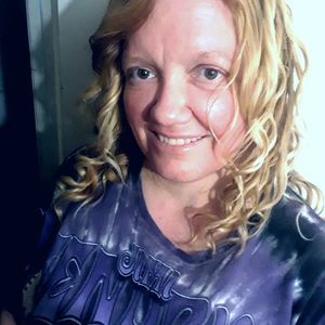 Meet your Posher, Holly